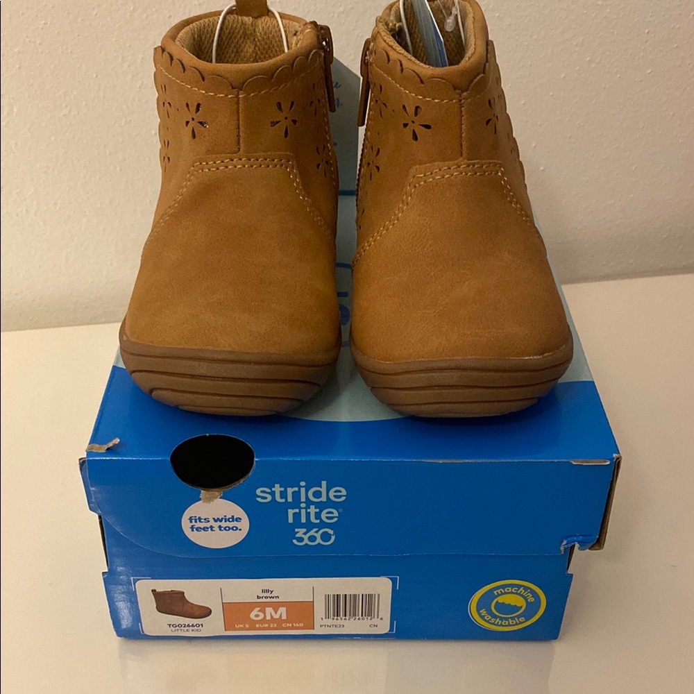Stride Rite Kids' Brown Ankle Boots - new/never worn